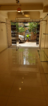 Commercial Shops for Rent in Khar West, Mumbai (300 Sq.ft.)