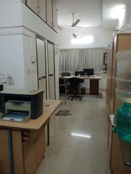 Office Space For Rent In Khar West, Mumbai (300 Sq.ft.)