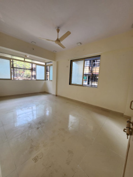 1 BHK Flats & Apartments for Rent in Khar, Mumbai (450 Sq.ft.)