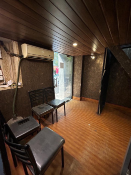 Office Space for Rent in MIDC Industrial Area, Navi Mumbai (738 Sq.ft.)
