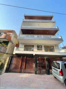 4 BHK Builder Floor for Sale in Green Field, Faridabad (2390 Sq.ft.)