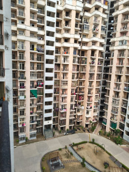3 BHK Flats & Apartments for Sale in Surajpur, Greater Noida (1395 Sq.ft.)