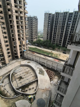 3 BHK Flats & Apartments for Sale in Surajpur, Greater Noida (1845 Sq.ft.)