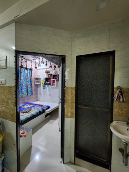 1 BHK Flats & Apartments for Sale in Vidya Vihar West, Mumbai (475 Sq.ft.)