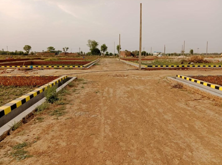 600 Sq.ft. Residential Plot For Sale In Gauhania, Prayagraj