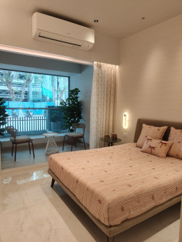 Flats & Apartments for Sale in Bandra East, Mumbai (820 Sq.ft.)