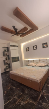 2 BHK Flats & Apartments for Sale in Sector 73, Noida (1100 Sq.ft.)