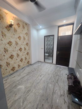 3 BHK Builder Floor for Sale in Shakti Khand 4, Ghaziabad (112 Sq. Meter)