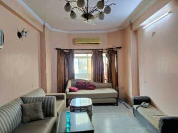 3Bhk big size semi furnished builder flat with parking in shakti khand 3