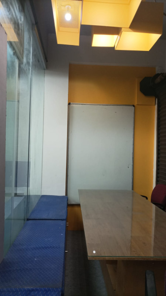 700 Sq.ft. Office Space For Sale In Gotri Road, Vadodara