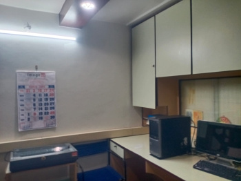 600 Sq.ft. Office Space for Rent in Sayajigunj, Vadodara