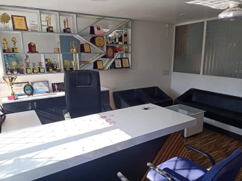 Office Space for Sale in Manjalpur, Vadodara (1450 Sq.ft.)