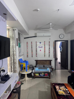 Flats & Apartments for Sale in Sector 16B, Greater Noida (1095 Sq.ft.)