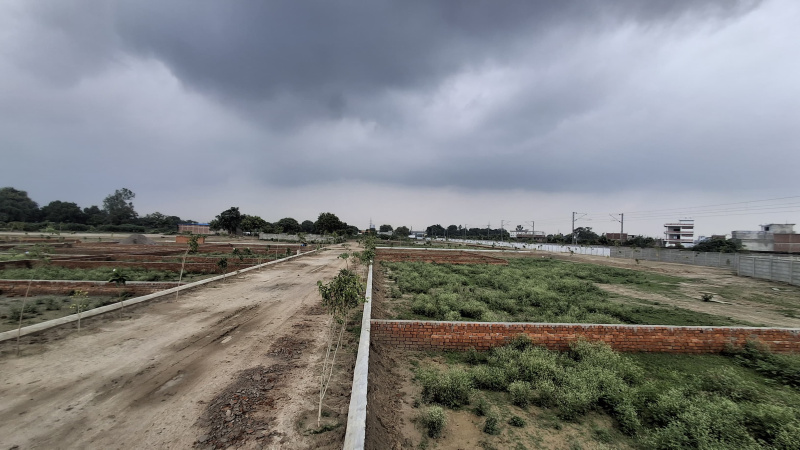 Residential Plot for Sale in Sultanpur Road, Lucknow (1000 Sq.ft.)