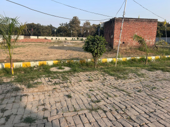Residential Plot for Sale in Mohan Road, Lucknow (1000 Sq.ft.)