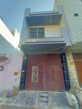 10+ BHK Individual Houses for Sale in Uttam Nagar, Delhi (50 Sq. Yards)