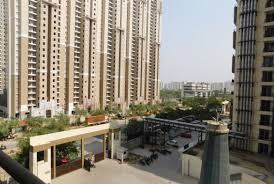 3 BHK Flats & Apartments for Sale in Sector 75, Noida (1960 Sq.ft.)