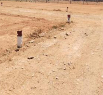 Residential Plot for Sale in Uthandi, Chennai (1470 Sq.ft.)