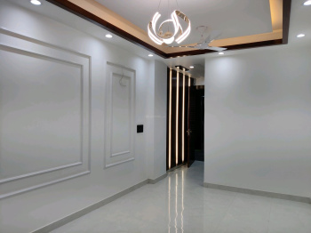 Beautiful 3 bhk flat  in indrapuram