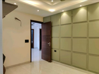 Beautiful 3 bhk flat in Indirapuram