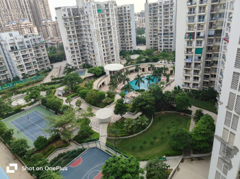 3 bhk spacious flat in Shipra Srishti