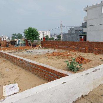 Residential Plots in Gomti Nagar Extension