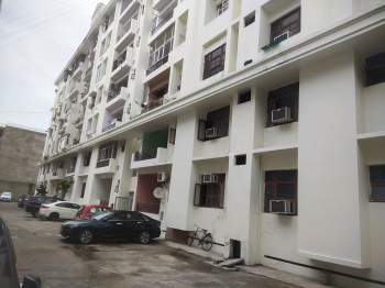 3.5 BHK Flats & Apartments for Sale in Hazratganj, Lucknow (1950 Sq.ft.)