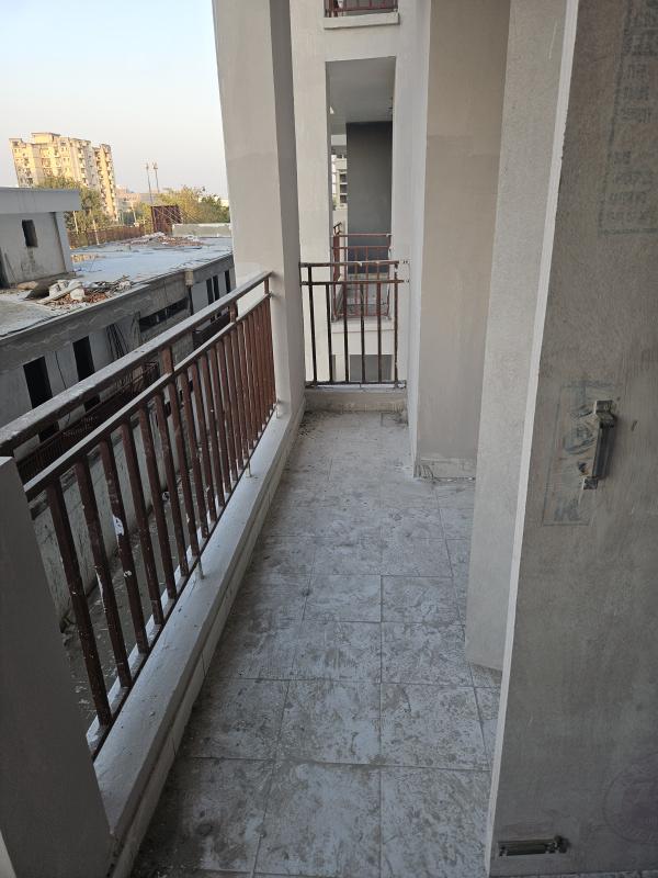 3 BHK Flats & Apartments For Sale In Sector 85, Faridabad (850 Sq.ft.)