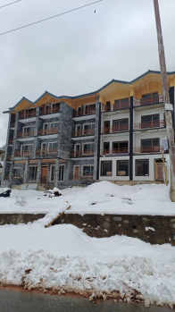 21760 Sq.ft. Hotel & Restaurant for Sale in Pahalgam, Anantnag