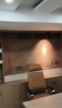 Office Space for Sale in Gyan Khand 1, Ghaziabad (1400 Sq.ft.)