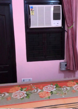 Builder Floor for Rent in Chattarpur, Delhi (750 Sq.ft.)