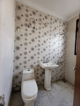 2 BHK Builder Floor for Rent in Chattarpur, Delhi (900 Sq.ft.)