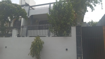 10+ BHK Individual Houses for Sale in Vasant Vihar, Delhi (18000 Sq.ft.)