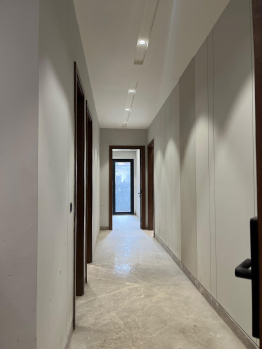 Builder Floor for Sale in Shivalik, Delhi (200 Sq. Yards)