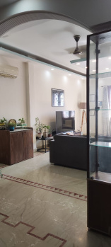 Builder Floor for Sale in Kailash Colony, Delhi (217 Sq. Yards)