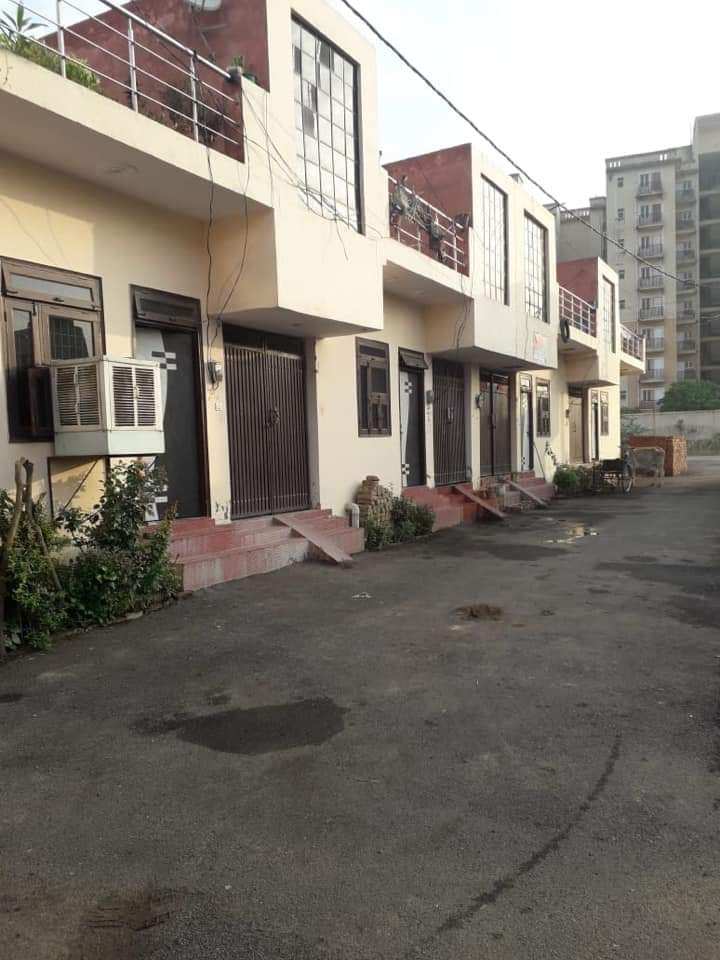 3 BHK Duplex House For Sale In On Road NH-24 Lal Kuan Ghaziabad