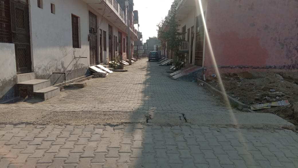 18000 Sq.ft. Residential Plot for Sale in Lal Kuan, Ghaziabad