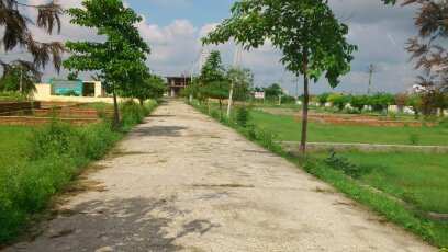 315 Sq Yards Plot For Sale in NH-9 on high way