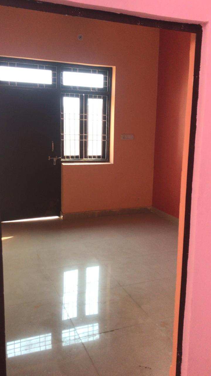 1 BHK Ready To move House For Sale In Mansarovar Park
