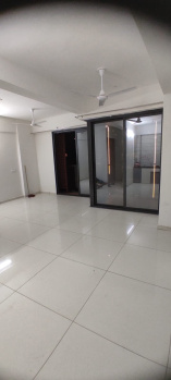 3 BHK Flats & Apartments for Rent in Sargaasan, Gandhinagar (1700 Sq.ft.)