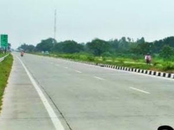 Land on garh Bulandshahr heighway jameen on garh Bulandshahr road