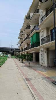 Gated society l, good location,all amenities, ,park facing,  Row  flat