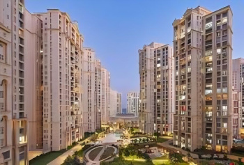 3 BHK Flats & Apartments for Sale in Powai, Mumbai (1100 Sq.ft.)