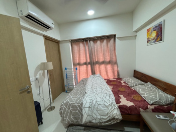 Flats & Apartments for Sale in Jogeshwari West, Mumbai (400 Sq.ft.)