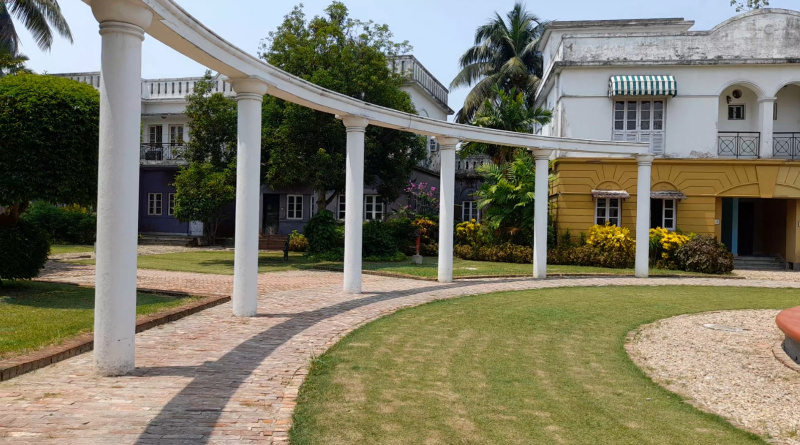 Villa/Bungalow For Sale in Ambuja Raichak on Ganges