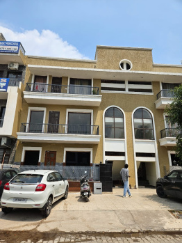 3BHK FLOOR ON B ROAD TDI SECTOR 118 MOHALI