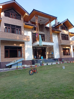 7 BHK Flats & Apartments for Sale in Nishat, Srinagar (30 Marla)