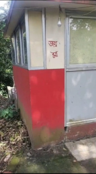 A 100 COTTAH BUNGALOW AVAILABLE FOR SALE