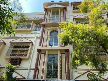 5 BHK Independent House for Sale in E M Bypass, Kolkata (5000 Sq.ft.)