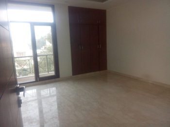 4 BHK Builder Floor for Rent in Jor Bagh, Delhi (2500 Sq.ft.)